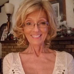 Meet your Posher, Deborah